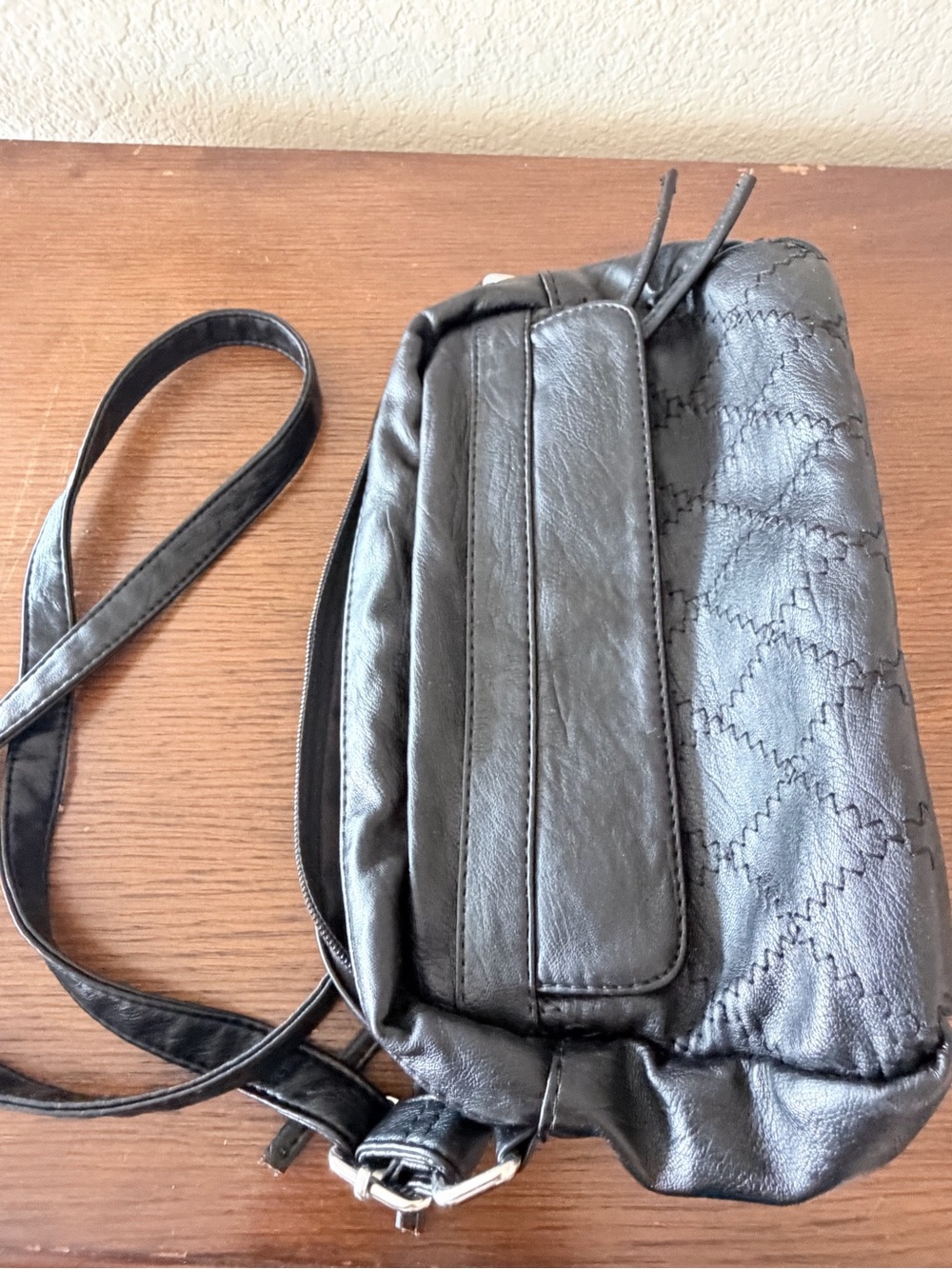 Women's Black Quilted Crossbody Bag